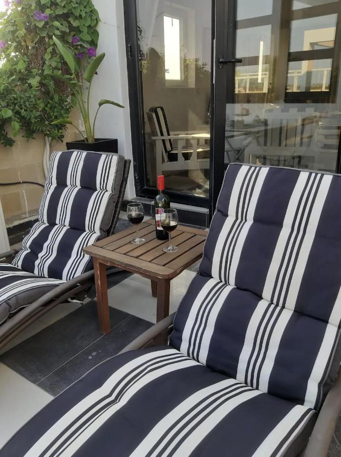 The Pervoli Studio - Pool - Close To Beach Larnaca Esterno foto