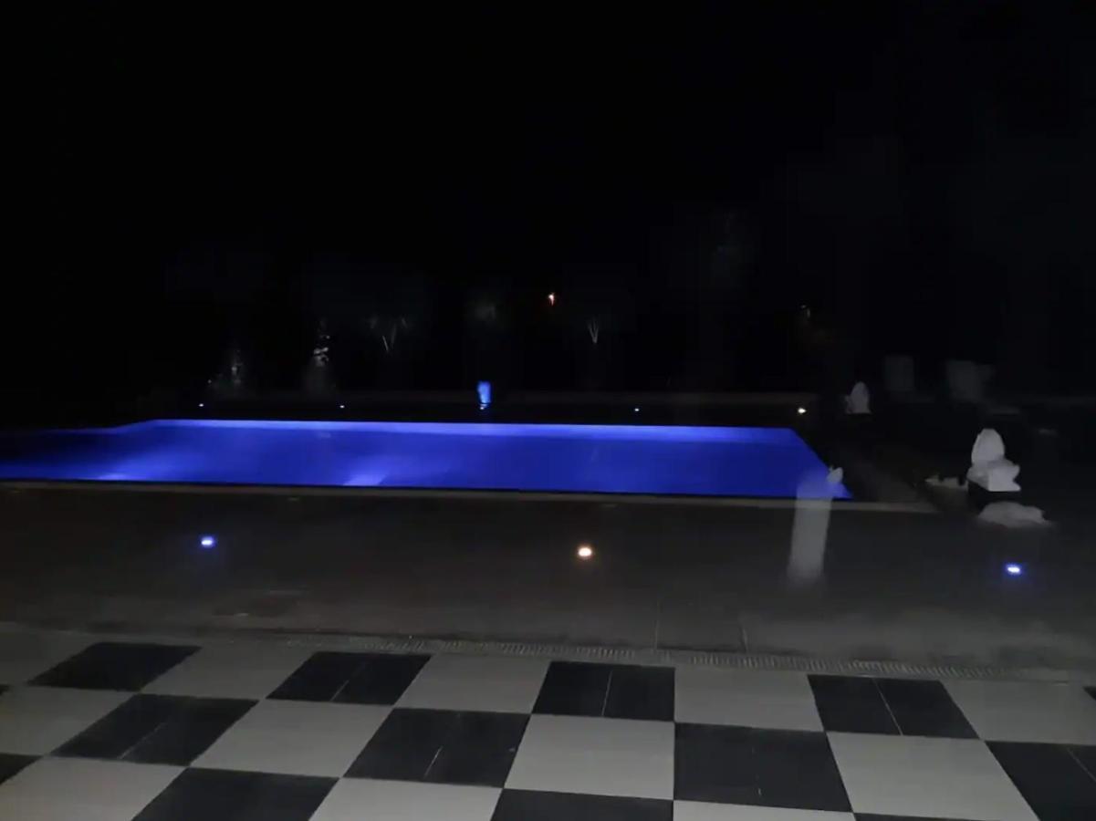The Pervoli Studio - Pool - Close To Beach Larnaca Esterno foto